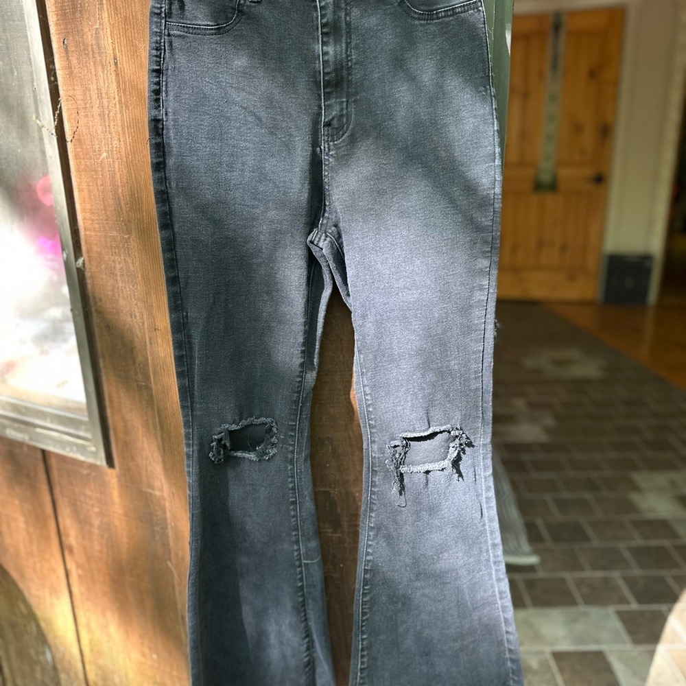 Women's Flare & Wide Leg Jeans in Black